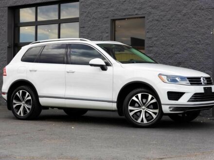 Білий Фольксваген Туарег, об'ємом двигуна 3 л та пробігом 76 тис. км за 12300 $, фото 1 на Automoto.ua