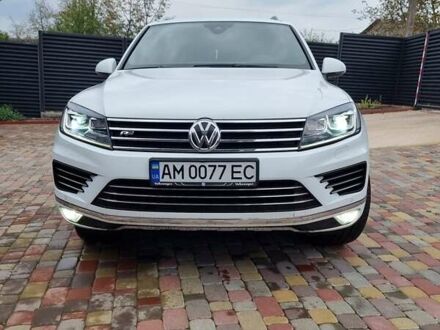 Фольксваген Туарег 2016 в Овруче на Automoto.ua Белый Фольксваген Туарег, объемом двигателя 2.97 л и пробегом 237 тыс. км за 33000 $, фото 1 на Automoto.ua