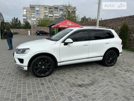 Фольксваген Туарег 2017 у Кропивницькому (Кіровограді) на Automoto.ua Білий Фольксваген Туарег, об'ємом двигуна 3 л та пробігом 176 тис. км за 37500 $, фото 1 на Automoto.ua