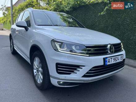 Фольксваген Туарег 2018 в Киеве на Automoto.ua Белый Фольксваген Туарег, объемом двигателя 2.97 л и пробегом 127 тыс. км за 35800 $, фото 1 на Automoto.ua