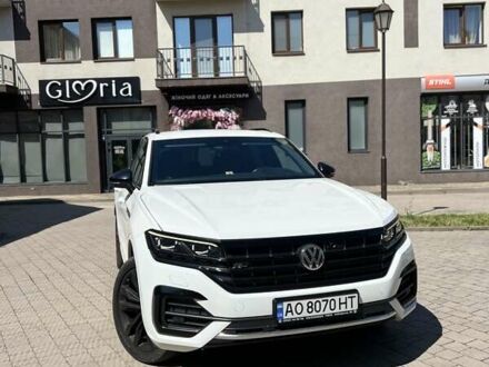 Білий Фольксваген Туарег, об'ємом двигуна 2.97 л та пробігом 178 тис. км за 46900 $, фото 1 на Automoto.ua