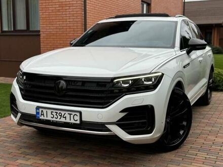 Білий Фольксваген Туарег, об'ємом двигуна 2.97 л та пробігом 141 тис. км за 51999 $, фото 1 на Automoto.ua