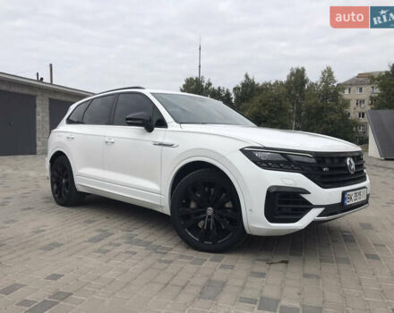 Білий Фольксваген Туарег, об'ємом двигуна 3.96 л та пробігом 126 тис. км за 59500 $, фото 1 на Automoto.ua