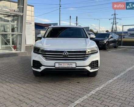 Фольксваген Туарег 2020 у Чернівцях на Automoto.ua Білий Фольксваген Туарег, об'ємом двигуна 3 л та пробігом 190 тис. км за 37800 $, фото 1 на Automoto.ua