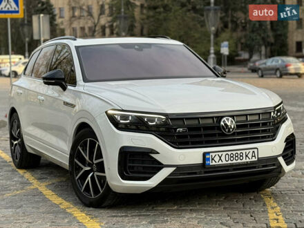 Фольксваген Туарег 2020 в Харькове на Automoto.ua Белый Фольксваген Туарег, объемом двигателя 2.97 л и пробегом 81 тыс. км за 59500 $, фото 1 на Automoto.ua