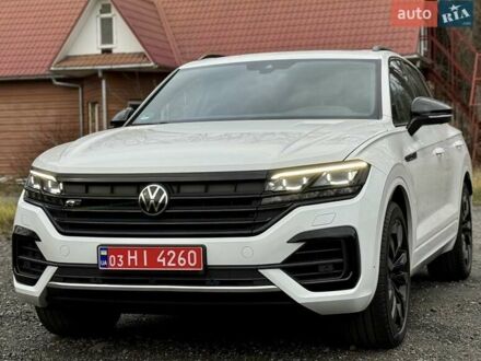 Белый Фольксваген Туарег, объемом двигателя 2.97 л и пробегом 90 тыс. км за 59989 $, фото 1 на Automoto.ua