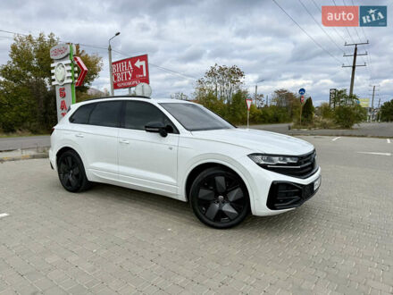 Фольксваген Туарег 2025 в Одессе на Automoto.ua Белый Фольксваген Туарег, объемом двигателя 2.97 л и пробегом 2 тыс. км за 95500 $, фото 1 на Automoto.ua