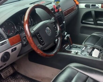 Бежевый Фольксваген Туарег, объемом двигателя 3 л и пробегом 298 тыс. км за 7950 $, фото 5 на Automoto.ua