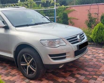 Бежевый Фольксваген Туарег, объемом двигателя 2.97 л и пробегом 307 тыс. км за 16250 $, фото 4 на Automoto.ua