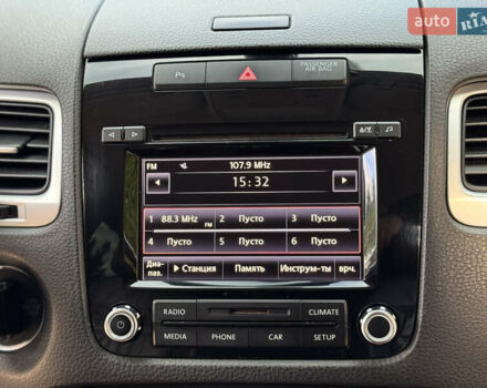 Бежевый Фольксваген Туарег, объемом двигателя 3 л и пробегом 180 тыс. км за 16000 $, фото 31 на Automoto.ua