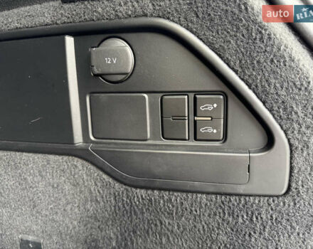 Бежевый Фольксваген Туарег, объемом двигателя 3 л и пробегом 180 тыс. км за 16000 $, фото 29 на Automoto.ua