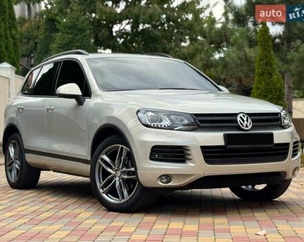 Бежевый Фольксваген Туарег, объемом двигателя 3 л и пробегом 180 тыс. км за 16000 $, фото 1 на Automoto.ua