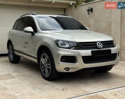 Бежевый Фольксваген Туарег, объемом двигателя 3 л и пробегом 180 тыс. км за 16000 $, фото 15 на Automoto.ua