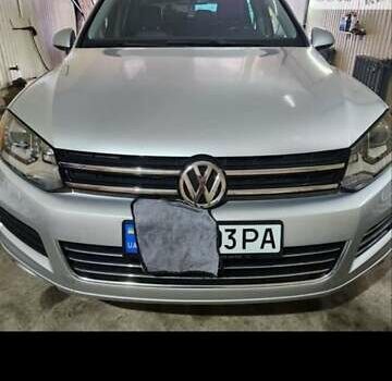 Бежевий Фольксваген Туарег, об'ємом двигуна 3.6 л та пробігом 243 тис. км за 15900 $, фото 2 на Automoto.ua