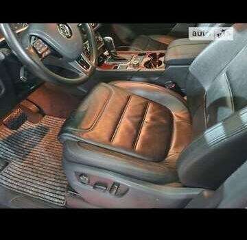 Бежевий Фольксваген Туарег, об'ємом двигуна 3.6 л та пробігом 243 тис. км за 15900 $, фото 7 на Automoto.ua