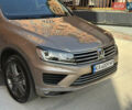 Бежевый Фольксваген Туарег, объемом двигателя 2.97 л и пробегом 183 тыс. км за 26500 $, фото 1 на Automoto.ua