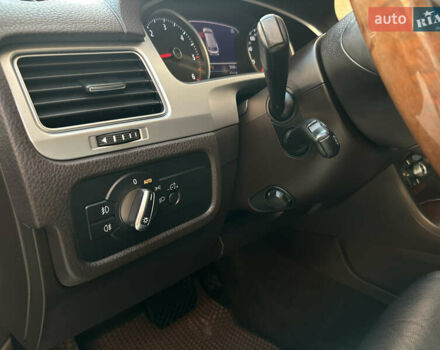 Бежевый Фольксваген Туарег, объемом двигателя 2.97 л и пробегом 183 тыс. км за 26500 $, фото 14 на Automoto.ua