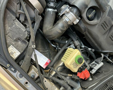 Бежевый Фольксваген Туарег, объемом двигателя 2.97 л и пробегом 183 тыс. км за 26500 $, фото 29 на Automoto.ua