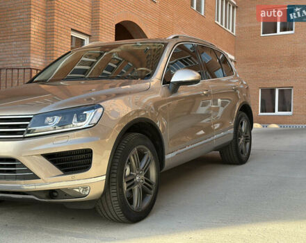 Бежевый Фольксваген Туарег, объемом двигателя 2.97 л и пробегом 183 тыс. км за 26500 $, фото 8 на Automoto.ua
