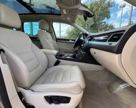 Бежевый Фольксваген Туарег, объемом двигателя 3.6 л и пробегом 76 тыс. км за 7300 $, фото 8 на Automoto.ua