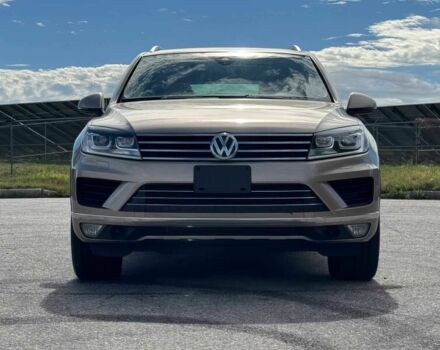 Бежевый Фольксваген Туарег, объемом двигателя 3.6 л и пробегом 76 тыс. км за 7300 $, фото 1 на Automoto.ua