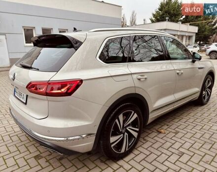 Бежевий Фольксваген Туарег, об'ємом двигуна 3 л та пробігом 72 тис. км за 47900 $, фото 5 на Automoto.ua