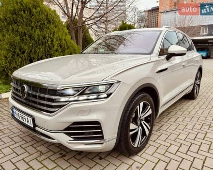 Бежевий Фольксваген Туарег, об'ємом двигуна 3 л та пробігом 72 тис. км за 47900 $, фото 3 на Automoto.ua