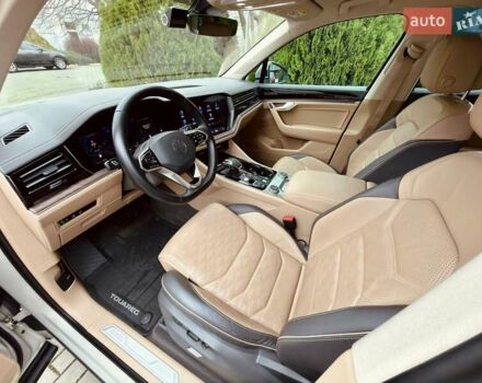 Бежевий Фольксваген Туарег, об'ємом двигуна 3 л та пробігом 72 тис. км за 47900 $, фото 19 на Automoto.ua