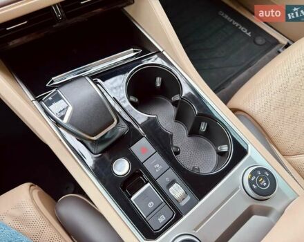 Бежевий Фольксваген Туарег, об'ємом двигуна 3 л та пробігом 72 тис. км за 47900 $, фото 12 на Automoto.ua