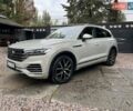 Бежевий Фольксваген Туарег, об'ємом двигуна 2.97 л та пробігом 129 тис. км за 58000 $, фото 1 на Automoto.ua