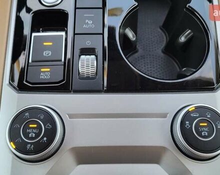 Бежевий Фольксваген Туарег, об'ємом двигуна 2.97 л та пробігом 128 тис. км за 53500 $, фото 50 на Automoto.ua