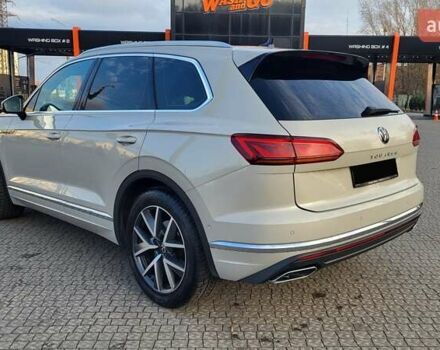 Бежевий Фольксваген Туарег, об'ємом двигуна 2.97 л та пробігом 128 тис. км за 53500 $, фото 19 на Automoto.ua