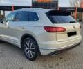 Бежевий Фольксваген Туарег, об'ємом двигуна 2.97 л та пробігом 128 тис. км за 53500 $, фото 19 на Automoto.ua