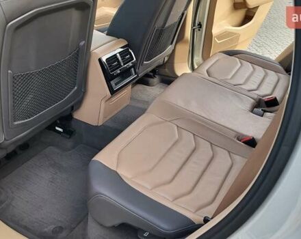 Бежевий Фольксваген Туарег, об'ємом двигуна 2.97 л та пробігом 128 тис. км за 53500 $, фото 57 на Automoto.ua