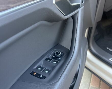 Бежевый Фольксваген Туарег, объемом двигателя 3 л и пробегом 127 тыс. км за 52500 $, фото 9 на Automoto.ua