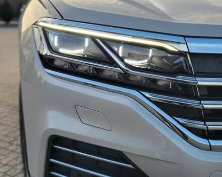 Бежевий Фольксваген Туарег, об'ємом двигуна 2.97 л та пробігом 128 тис. км за 53500 $, фото 28 на Automoto.ua