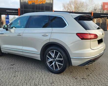 Бежевий Фольксваген Туарег, об'ємом двигуна 2.97 л та пробігом 128 тис. км за 53500 $, фото 20 на Automoto.ua