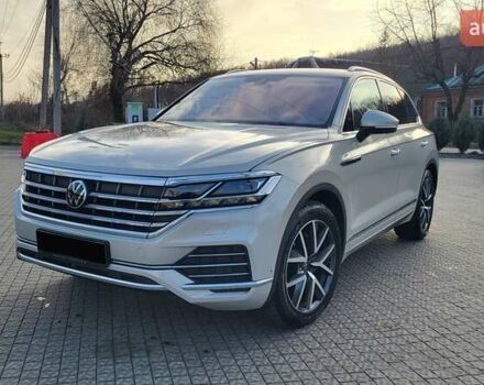 Бежевий Фольксваген Туарег, об'ємом двигуна 2.97 л та пробігом 128 тис. км за 53500 $, фото 4 на Automoto.ua