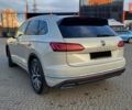 Бежевий Фольксваген Туарег, об'ємом двигуна 2.97 л та пробігом 128 тис. км за 53500 $, фото 18 на Automoto.ua