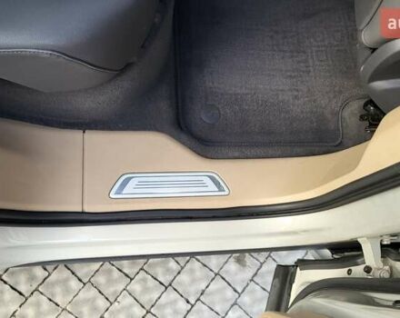 Бежевий Фольксваген Туарег, об'ємом двигуна 2.97 л та пробігом 128 тис. км за 53500 $, фото 63 на Automoto.ua