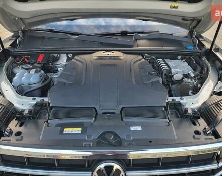 Бежевий Фольксваген Туарег, об'ємом двигуна 2.97 л та пробігом 128 тис. км за 53500 $, фото 75 на Automoto.ua