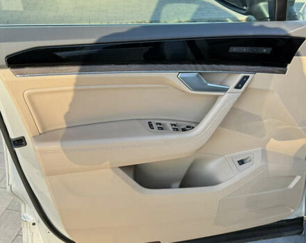 Бежевий Фольксваген Туарег, об'ємом двигуна 2.97 л та пробігом 265 тис. км за 48000 $, фото 7 на Automoto.ua