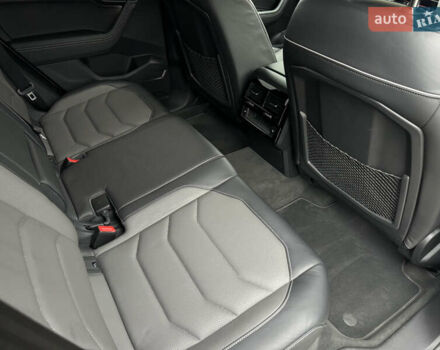 Бежевый Фольксваген Туарег, объемом двигателя 2.99 л и пробегом 9 тыс. км за 77000 $, фото 36 на Automoto.ua