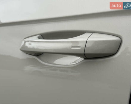 Бежевый Фольксваген Туарег, объемом двигателя 2.99 л и пробегом 9 тыс. км за 77000 $, фото 13 на Automoto.ua