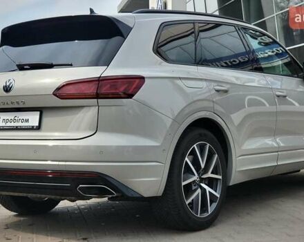 Бежевый Фольксваген Туарег, объемом двигателя 3 л и пробегом 57 тыс. км за 65000 $, фото 6 на Automoto.ua