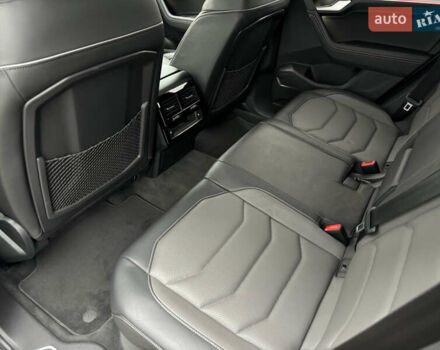 Бежевый Фольксваген Туарег, объемом двигателя 2.99 л и пробегом 9 тыс. км за 77000 $, фото 31 на Automoto.ua