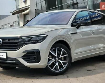 Бежевый Фольксваген Туарег, объемом двигателя 3 л и пробегом 57 тыс. км за 65000 $, фото 4 на Automoto.ua