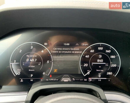 Бежевый Фольксваген Туарег, объемом двигателя 2.97 л и пробегом 27 тыс. км за 77000 $, фото 30 на Automoto.ua