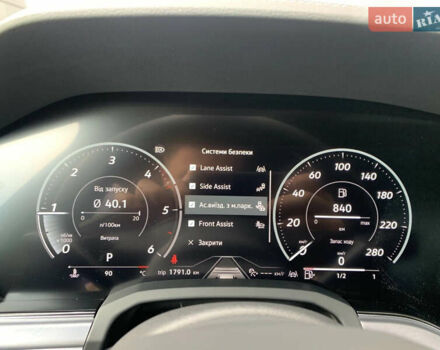 Бежевый Фольксваген Туарег, объемом двигателя 2.97 л и пробегом 27 тыс. км за 77000 $, фото 29 на Automoto.ua