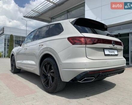 Бежевый Фольксваген Туарег, объемом двигателя 2.97 л и пробегом 27 тыс. км за 77000 $, фото 11 на Automoto.ua